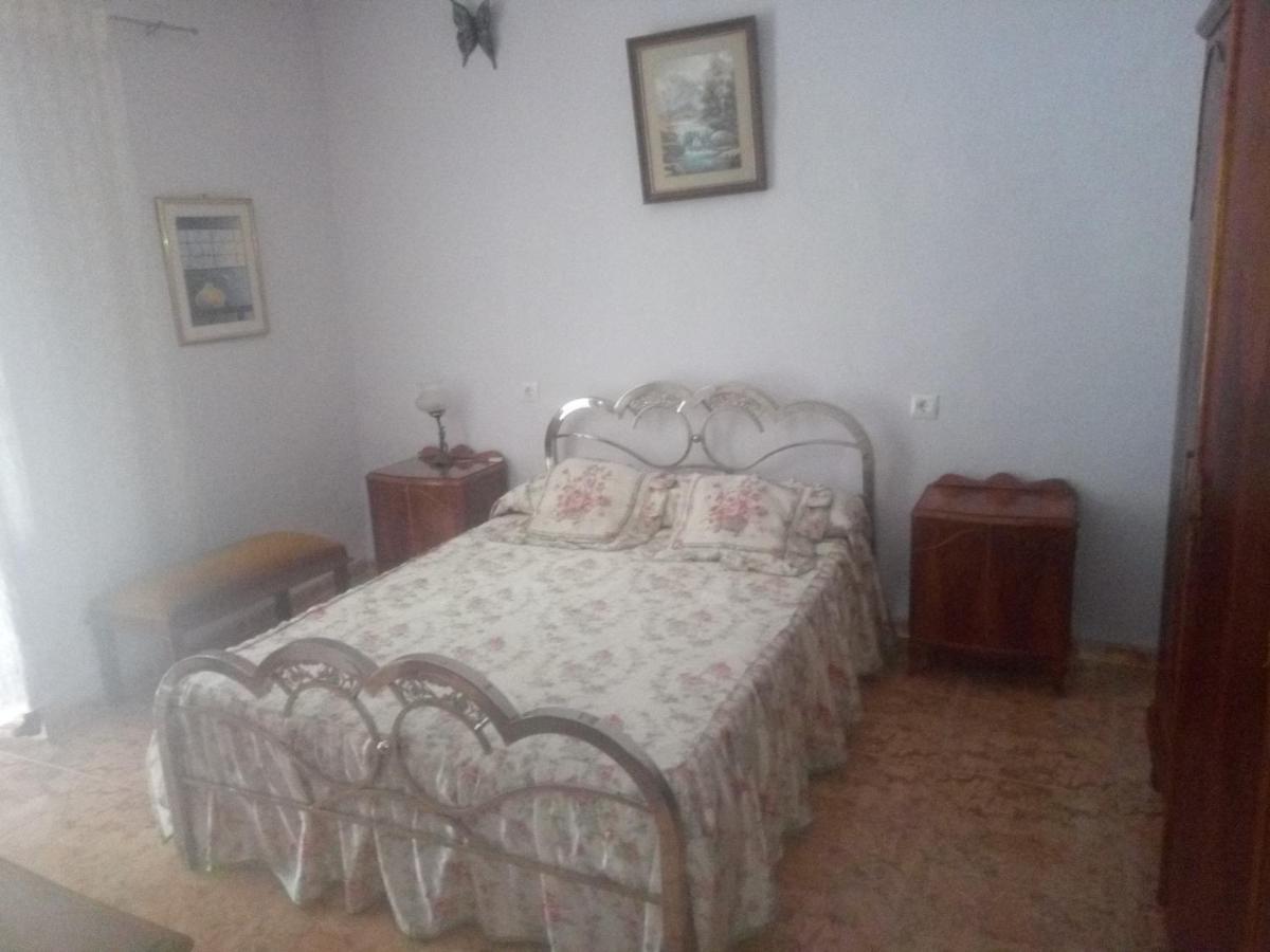 La Trilla Villa Cacin ภายนอก รูปภาพ